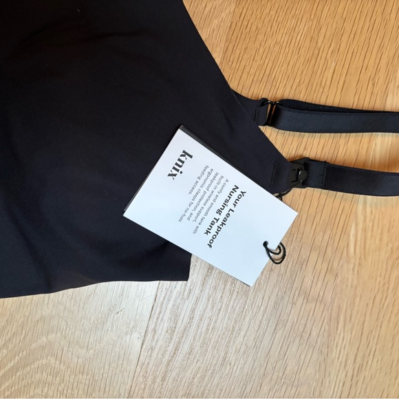 Knix nursing tank NWT - Picture 5 of 5